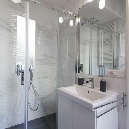 Strozzi 32 Apartamento